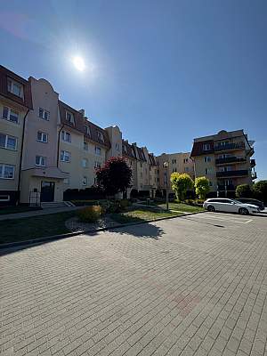 Przetarg na ustanowienie prawa i przeniesienie odrębnej własności lokalu mieszkalnego 51,40 m2 13