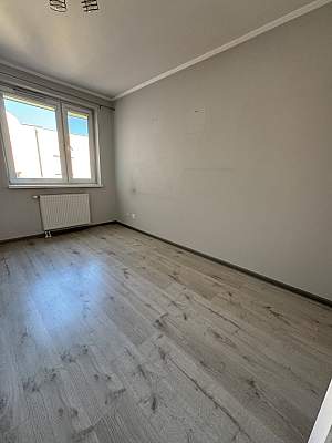 Przetarg na ustanowienie prawa i przeniesienie odrębnej własności lokalu mieszkalnego 51,40 m2 6
